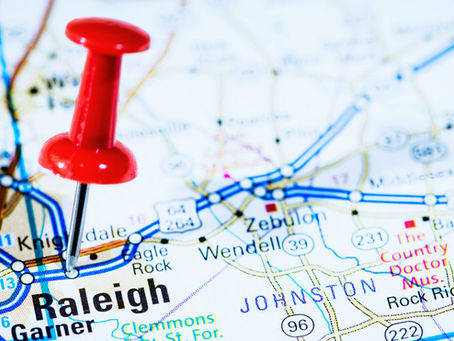 Modern Bathroom Trends in Raleigh: Why Custom Glass Is Leading the Way