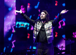 Contact Artisti Muzica Preturi Oferte Muzica DJ MC HipHop Muzica Dance Spectacol Concert Muzica Arti