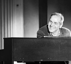 Muzica Clasica Evenimente | Artisti Cvartet Coarde Pian Vioara Jazz - Muzica Nunta | Petrecere Corpo