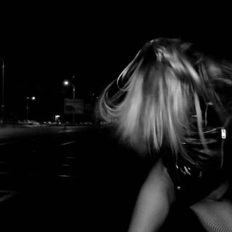 Dana Tue | Photo Shooting | Model Dana Tue | Photo Shoot Dana Tue | Artist Portfolio | Artistic Project Dana Tue | Photos - Pictures | Photo Shoots Projects | Video Projects | Dana Tue Movie Projects | Pictures | Photos