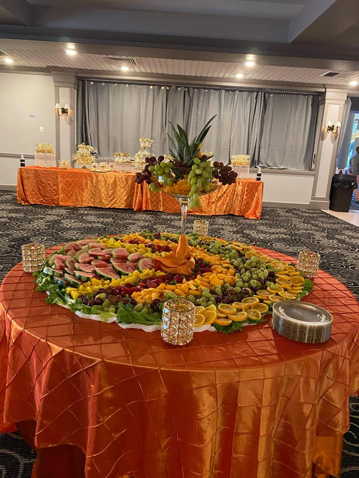 Appetizers in the Lounge at the Metroplex Expo Center, Decorated by Floral Vision