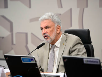 Comissão aprova parecer de Petecão que reduz IRPF de transportadores autônomos de passageiros