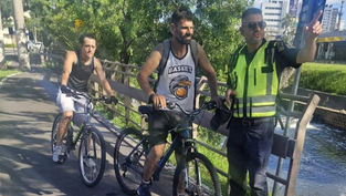 Em ação educativa realizada com ciclistas na Av. Ipiranga X Rua João Guimarães