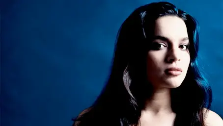 Les Albums Pour Passer Une Soirée Au Coin De La Cheminée : Un Voyage Musical Décennie Par Décennie