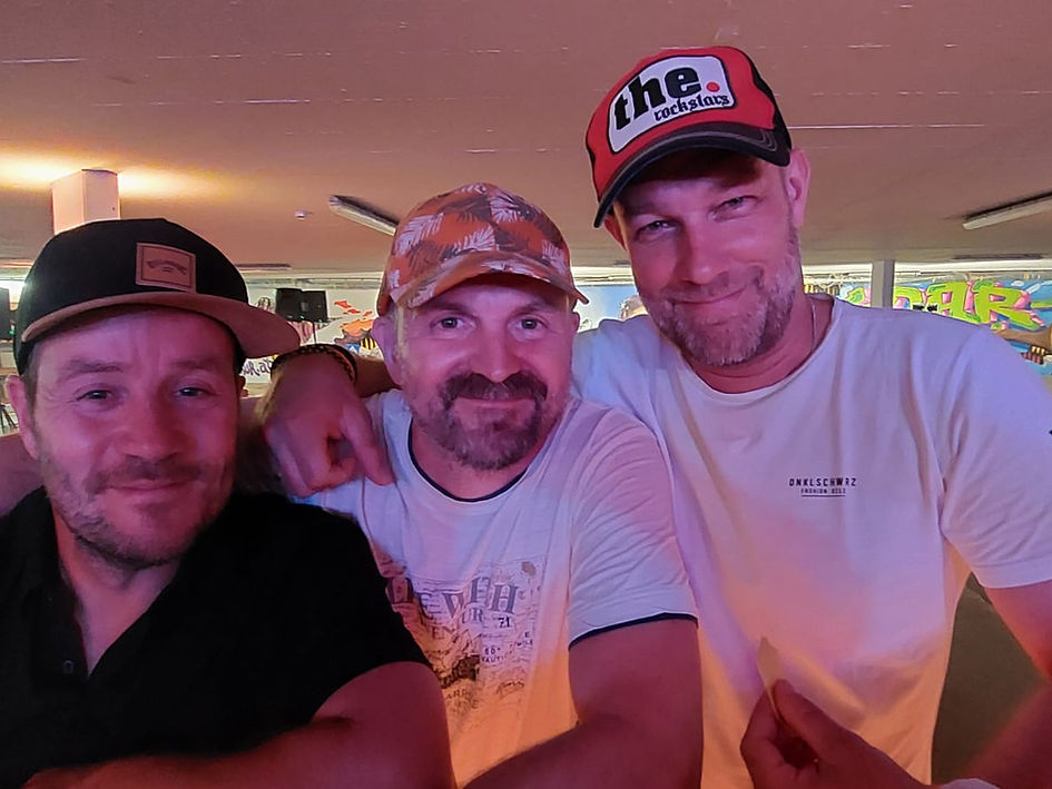 Gegs, Barney, Fealde