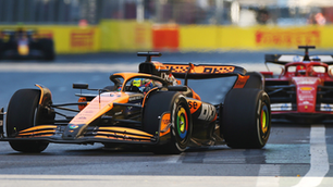 McLaren, la FIA ordina modifiche all'ala posteriore.