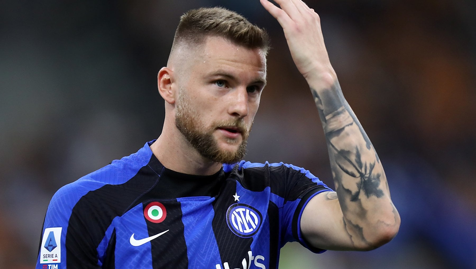 Skriniar con la maglia dell'inter