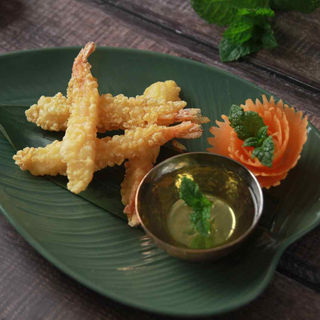 Crispy tempura king prawns freshly prepared at Kat’s Cuisine in St Albans