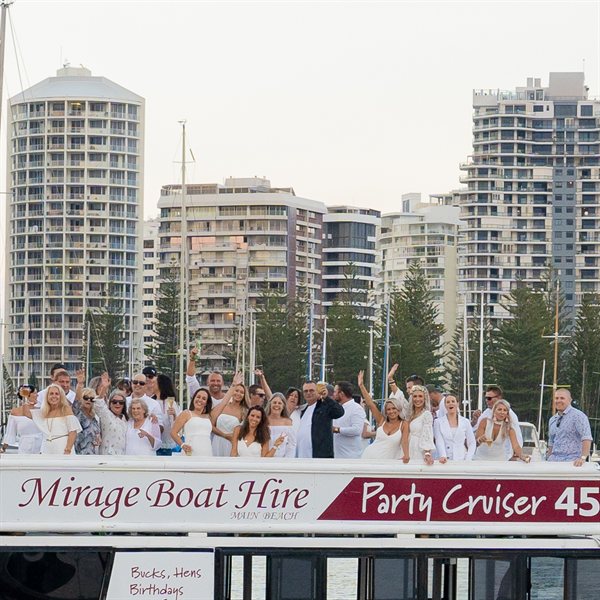 Full group celebrating on Island Party Cruiser Gold Coast