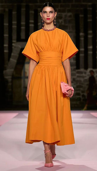DESFILE CAROLINA HERRERA RESORT 2025