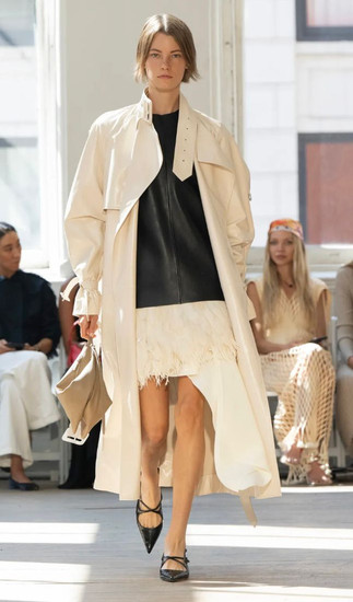DESFILE PROENZA SCHOULER VERÃO 2025