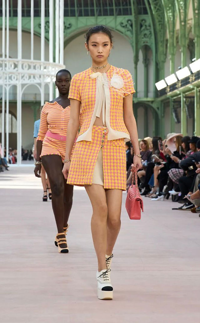 DESFILE CHANEL EM PARIS  PRIMAVERA/VERÃO 2025. 
