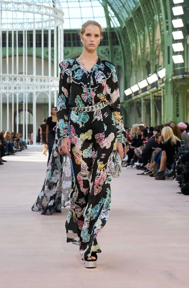 DESFILE CHANEL EM PARIS  PRIMAVERA/VERÃO 2025. 
