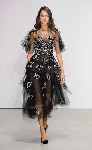 OSCAR DE LA RENTA