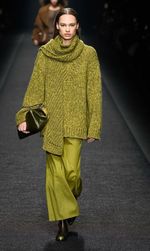 DESFILE INVERNO DE ALBERTA FERRETTI EM MILÃO
