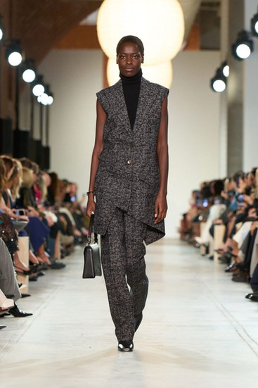 DESFILE DE  MICHAEL KORS EM NOVA YORK INVERNO 2025/ 2026 