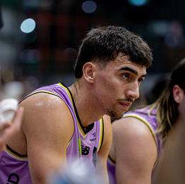 Zion Anderson signs for year two