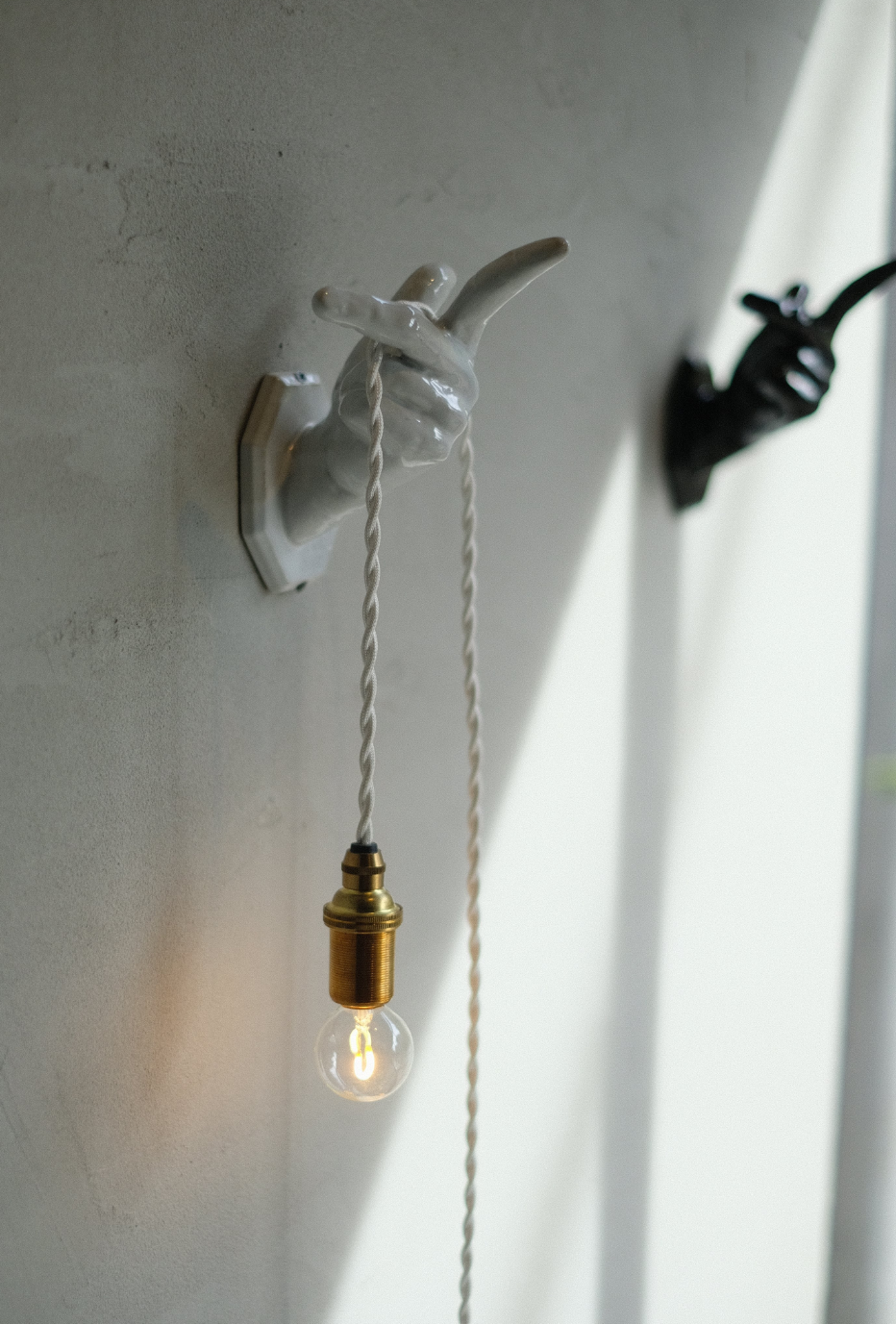 サムネイル： AMBROSE MULTI HOOK