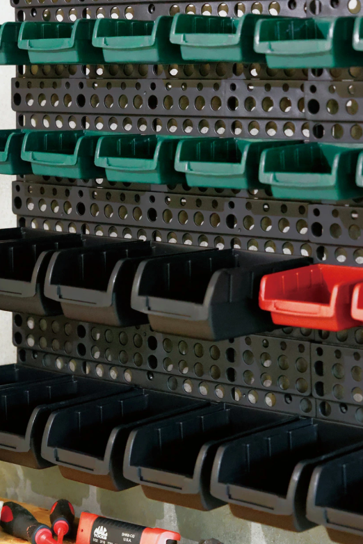 サムネイル： WALL MOUNT STORAGE Kemmel