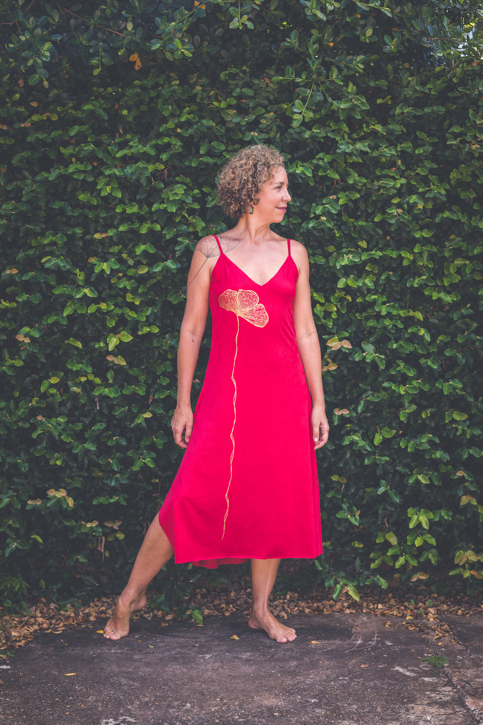 VESTIDO PÉTALA VEMELHO