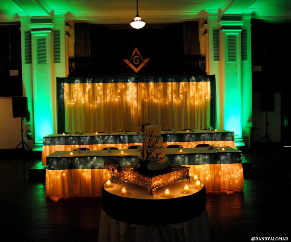 Professional DJ Services | Fort Wayne, IN | Alomar Entertainment