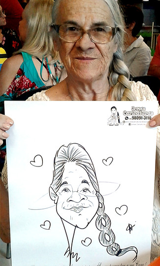 caricatura ao vivo 50_edited_edited.jpg