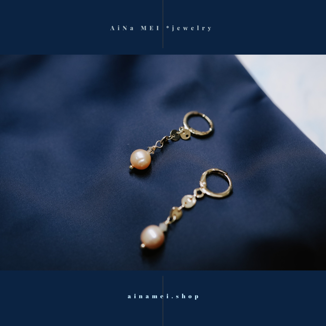 粉色珍珠吊墜耳環