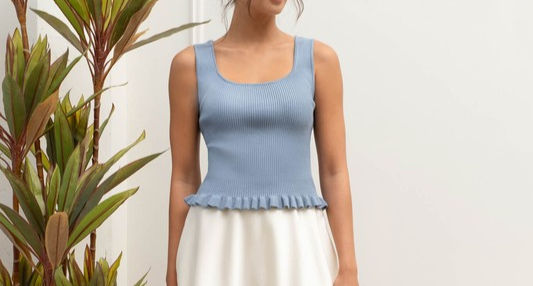 Sonia ruffled hem top