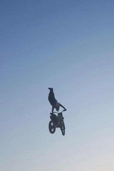 Superman seat grab in allenamento