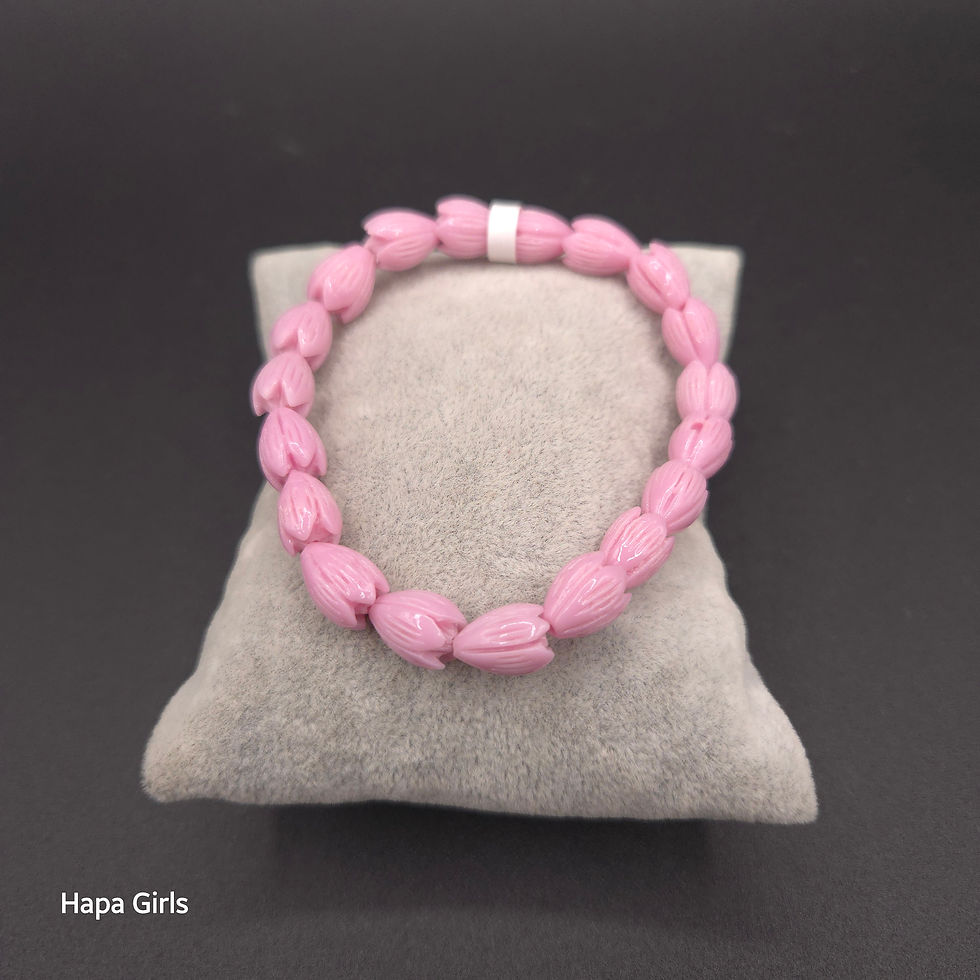 Thumbnail: Light Lavender Pikake Flower Bracelet (Adult)