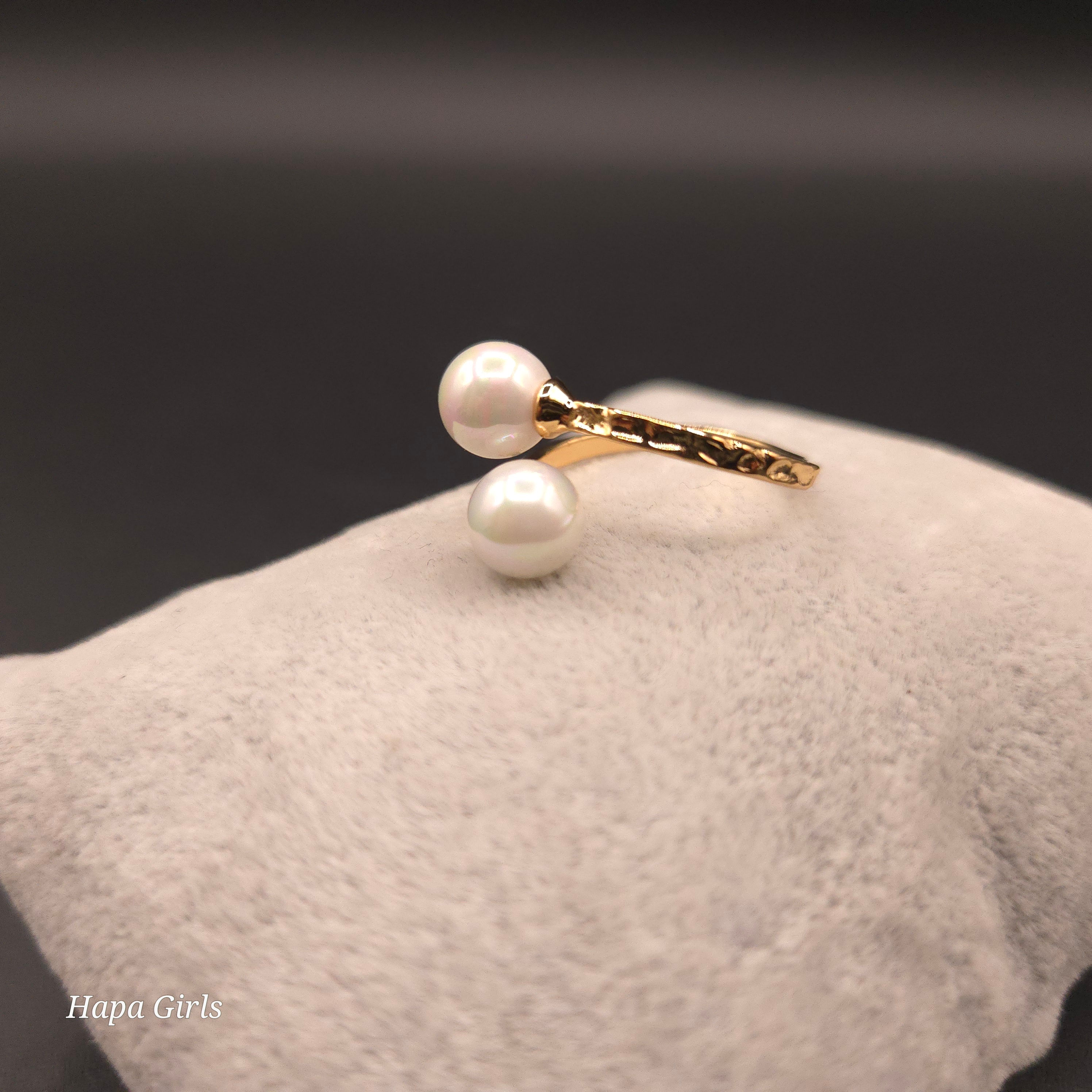 Double Mother of Pearl Adjustable Ring - White (Gold Filled)