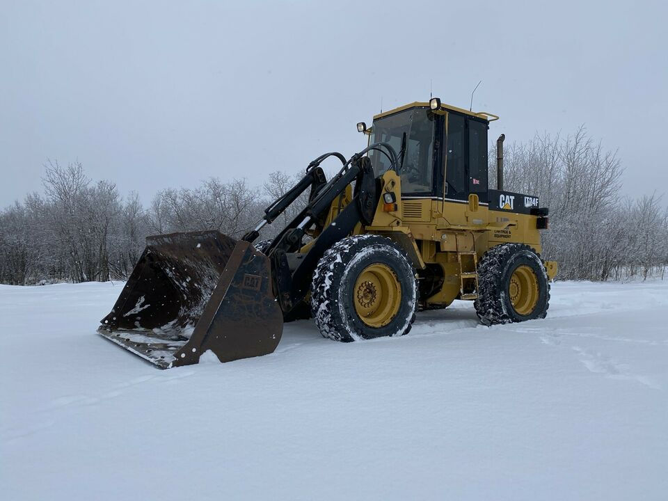 1997 Cat IT24F