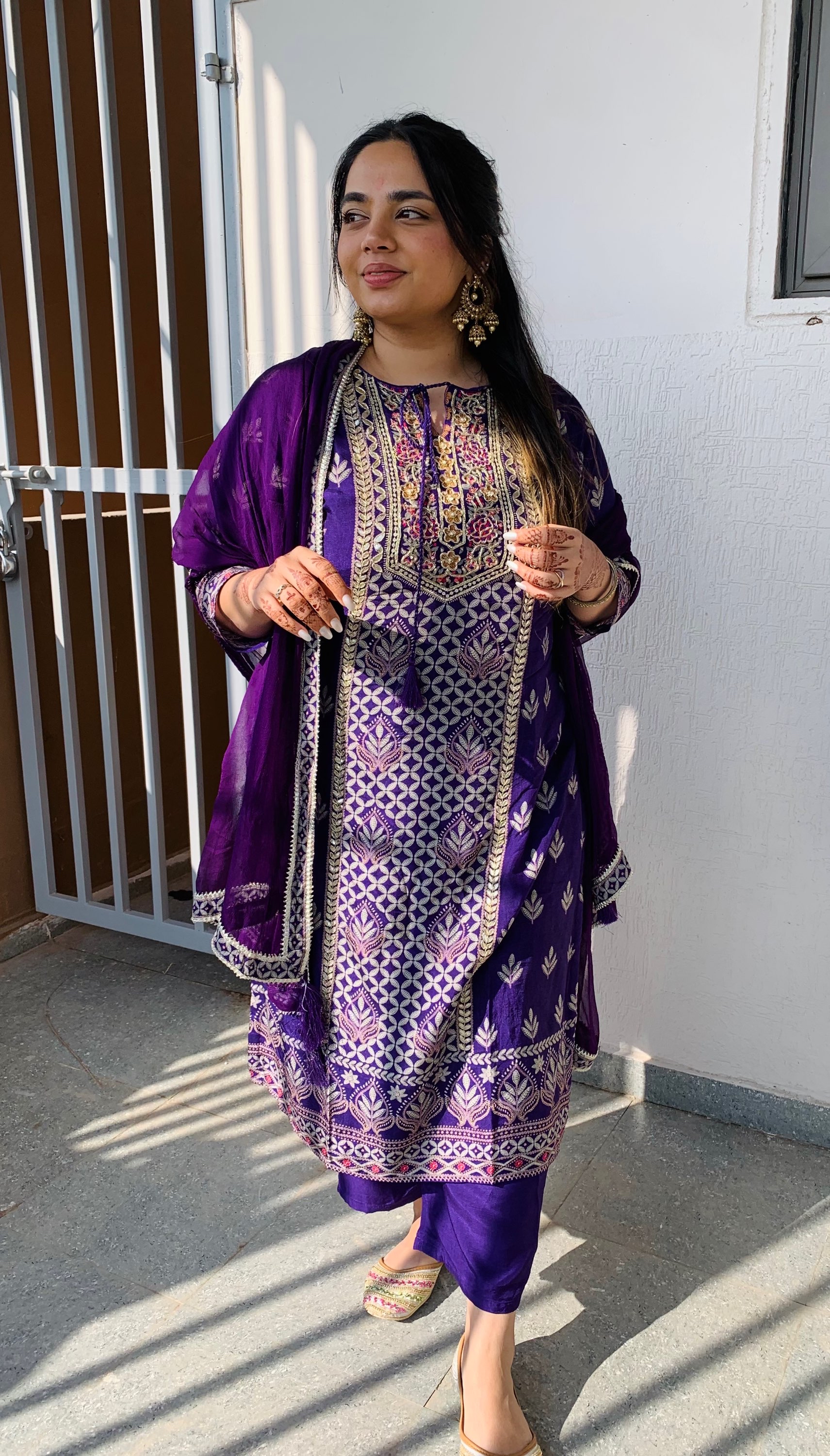 Purple vibes, Indian elegance💜