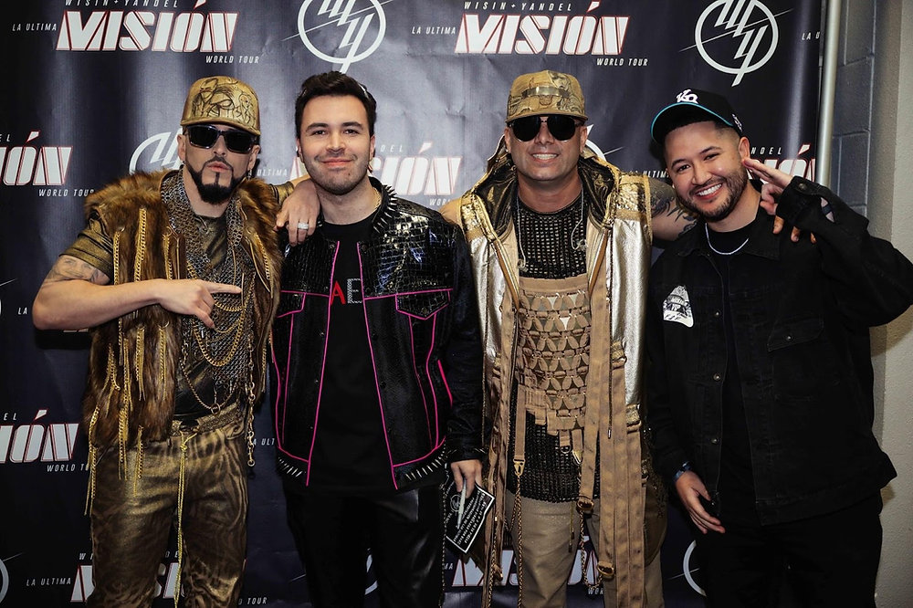Wizin Rapper WISIN & YANDEL SE RETIRAN ROMPIENDO RÉCORD EN “EL CHOLI” DE PUERTO RICO
