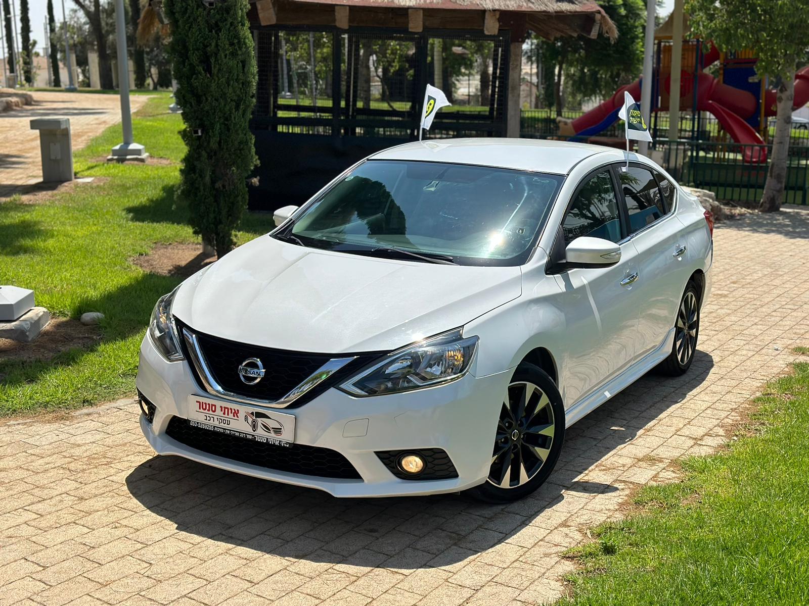 תמונות רכב ניסאן SENTRA