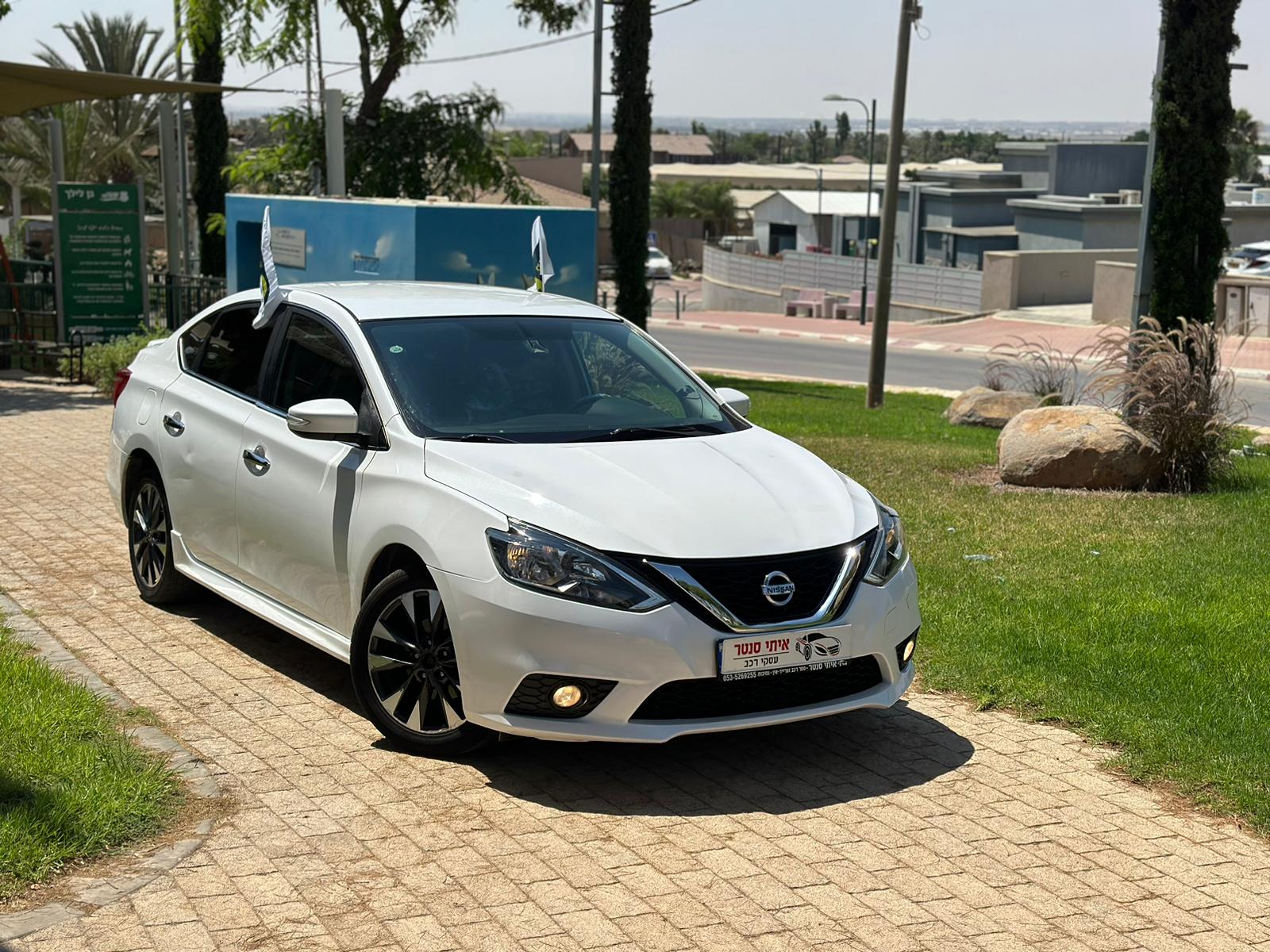 תמונות רכב ניסאן SENTRA