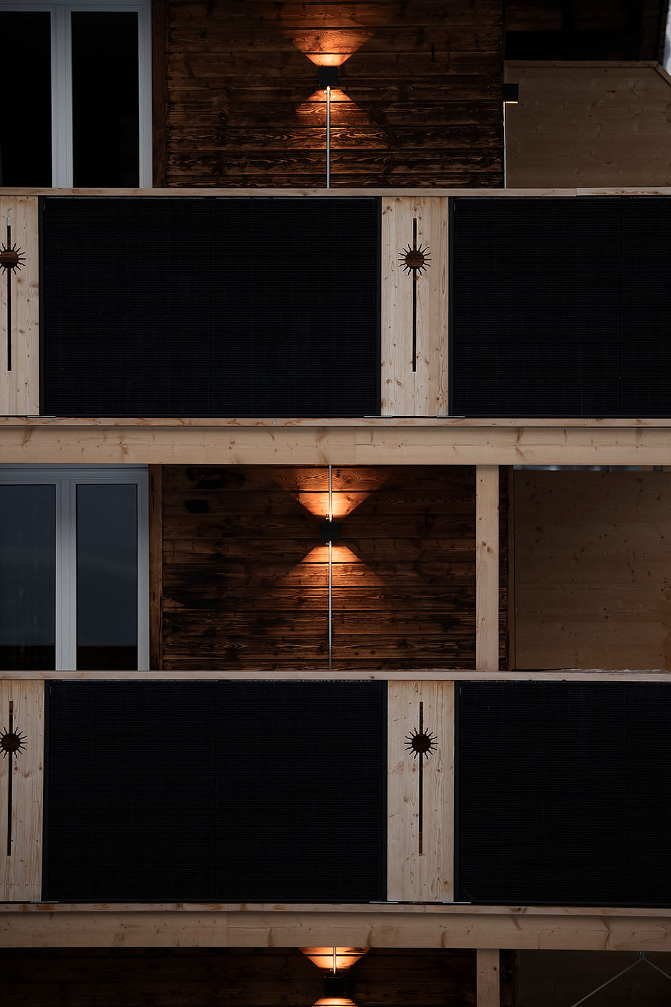 neue Balkone mit dezenter Beleuchtung