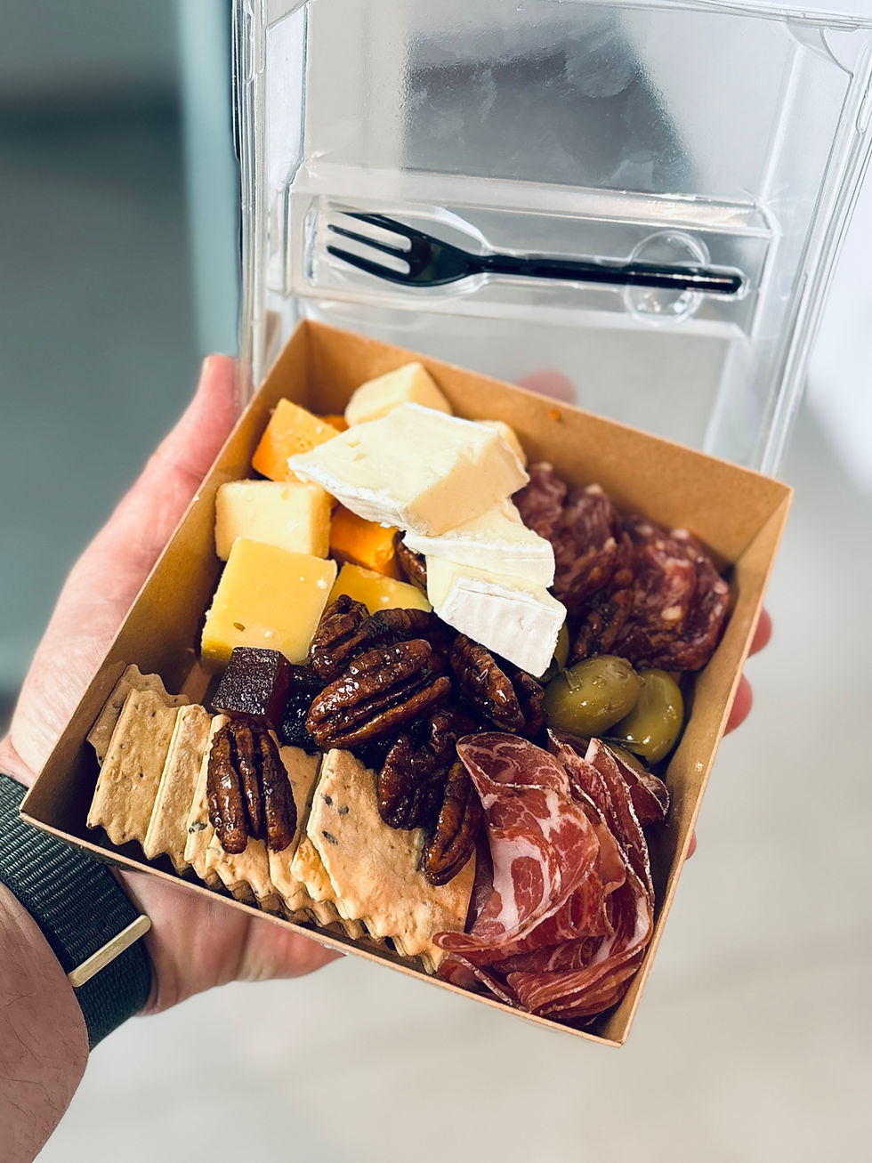 8D9CB414-16DE-441E-BE56-4C62D5A5428A