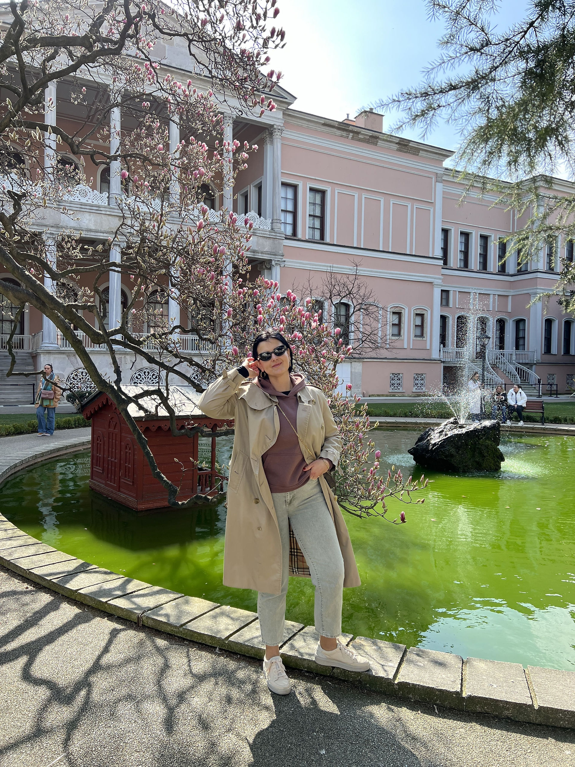 Art gallery in Istanbul and the garden 