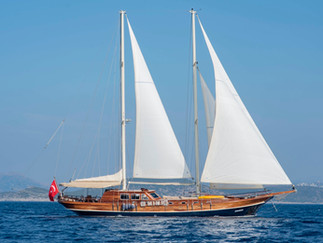 Samarkand gulet cruising in Turkey with sails opened 