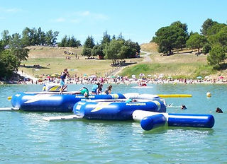 Lac de La Cavayere play.jpg