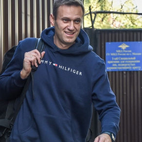 Parlamento Europeo pide sanciones a Rusia por envenenamiento de Navalni