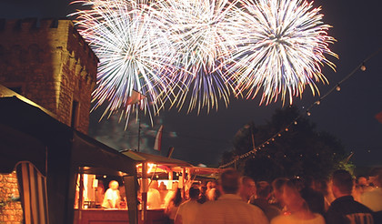 Feuerwerk_full.jpg