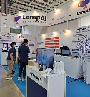 白底_彩色_英文組合_直式_edited_edited_edited_edite