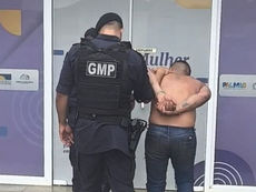 Guarda Metropolitana prende homem por tentativa de feminicídio e suspeitos de agredir idoso