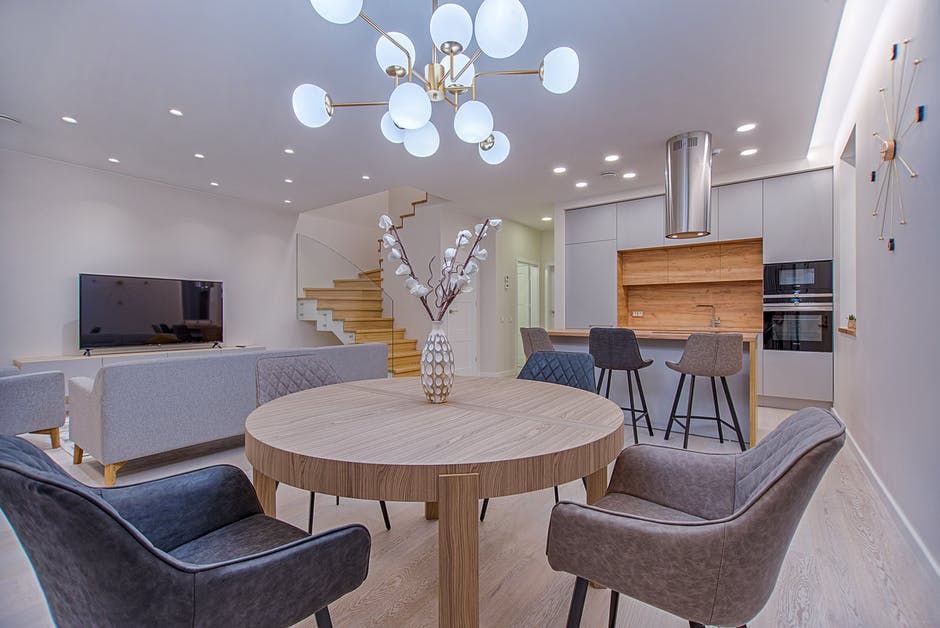 Merits of Hiring a Home Remodeling Contractor
