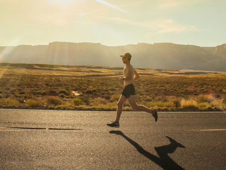 Training in 40°C? 7 UAE Specific Hydration Hacks Every Triathlete Must Know