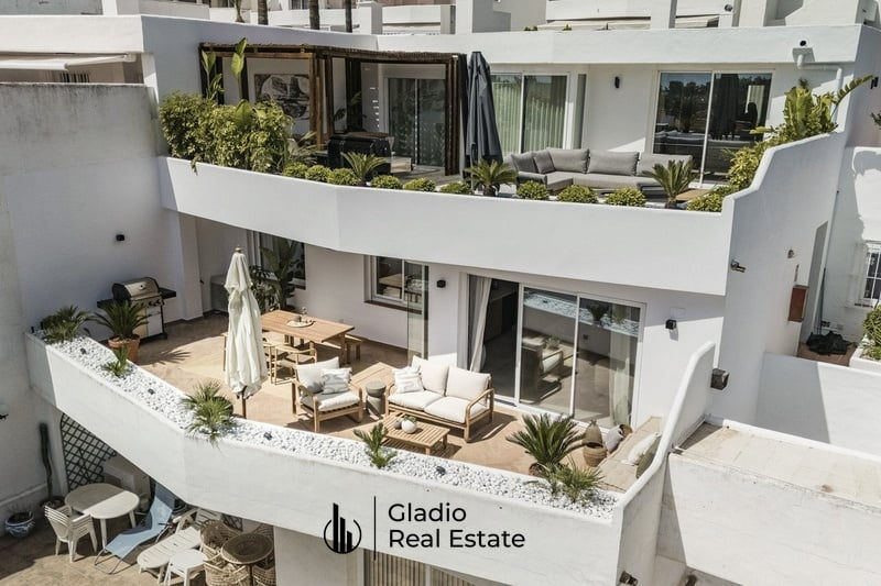 Spain | Nueva Andalucía | Apartment for sale 105 m² | Terrace 32m2 | ID JM00009