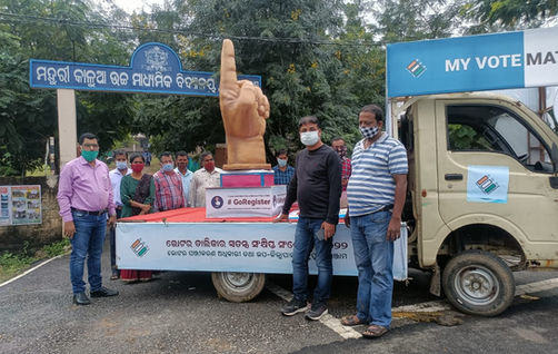 Van branding_Genres Ad pvt. Ltd_