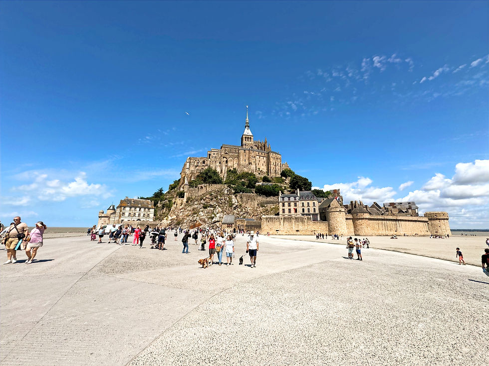 Excursion Mont-Saint-Michel en van privé depuis Paris - Paris Travel Transfer